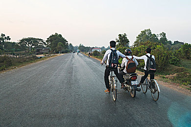 浮力发地布路线入口：导航革新，浮力科技开启智能出行新时代-4